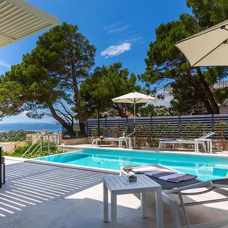 Eudora * Makarska