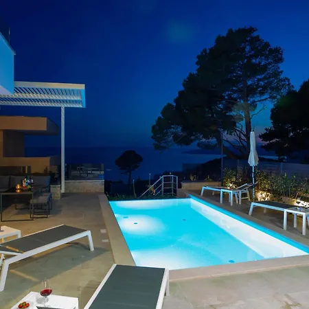 Holiday home Eudora Makarska